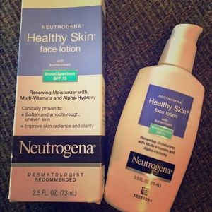 Neutrogena Healthy Skin facial lotion w/SPF15